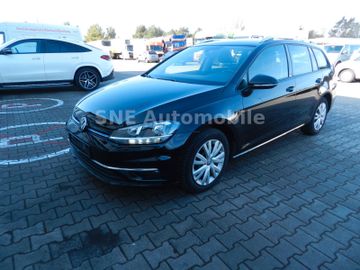 Volkswagen Golf - 2