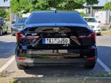 Toyota Camry 2.5 Hybrid Executive, CZ, MwSt. ausweisbar - Toyota Camry: 2.5