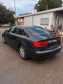 Audi A4 - 4