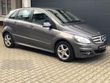 Mercedes-Benz B 180 Sport Automatik Klima PDC Sitzheizung - gebrauchte Mercedes-Benz B 180 aus dem Jahr 2010