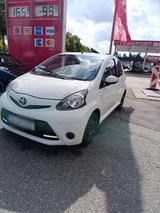 Toyota Aygo Cool - Toyota Yaris Gebrauchtwagen in Düsseldorf