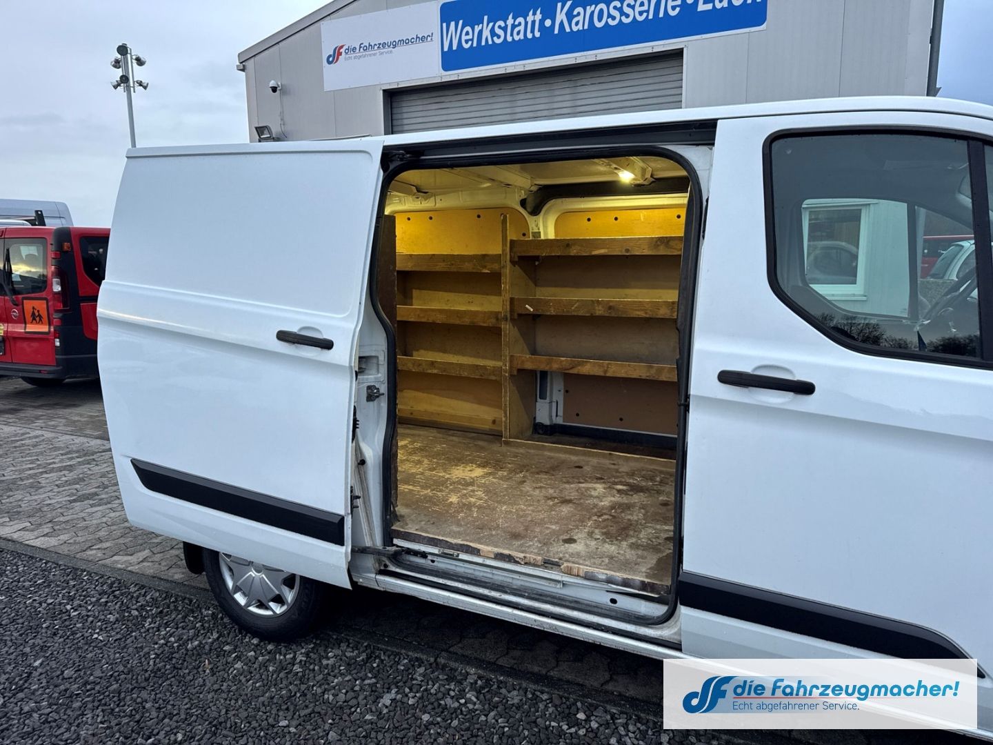 Fahrzeugabbildung Ford Transit Custom Kasten 290 L1 Trend 2.0 TDCi *EXP