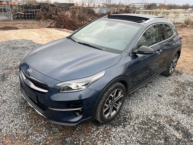 Kia XCeed PlatinumEdition/Pano/SzHG/SbLG/MRY/Cam/Xen