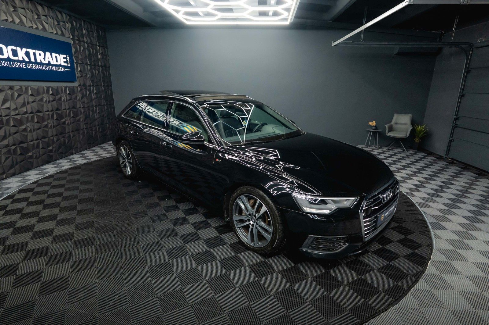 Fahrzeugabbildung Audi A6 Avant 45 TDI quattro Sport design *Pano*ACC*