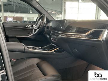 BMW X7 - 6