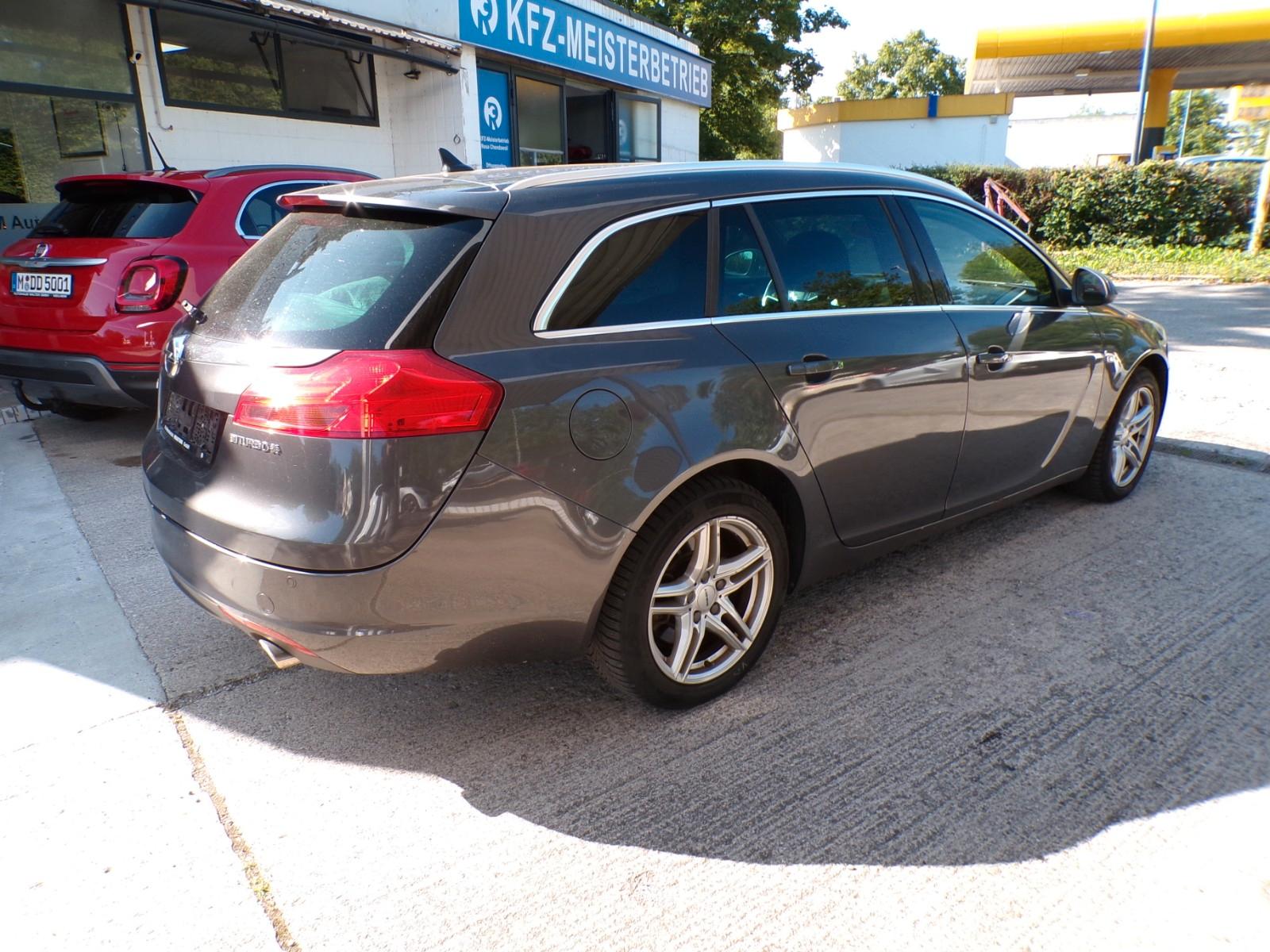 Opel Insignia 2012 — photo 6