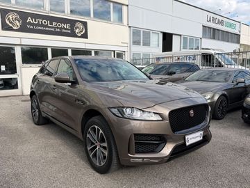 Jaguar F-Pace - 7