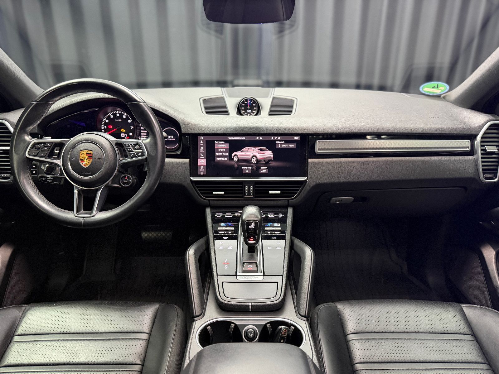 Fahrzeugabbildung Porsche Cayenne Coupe Basis |LED|LUFT|STDHZ