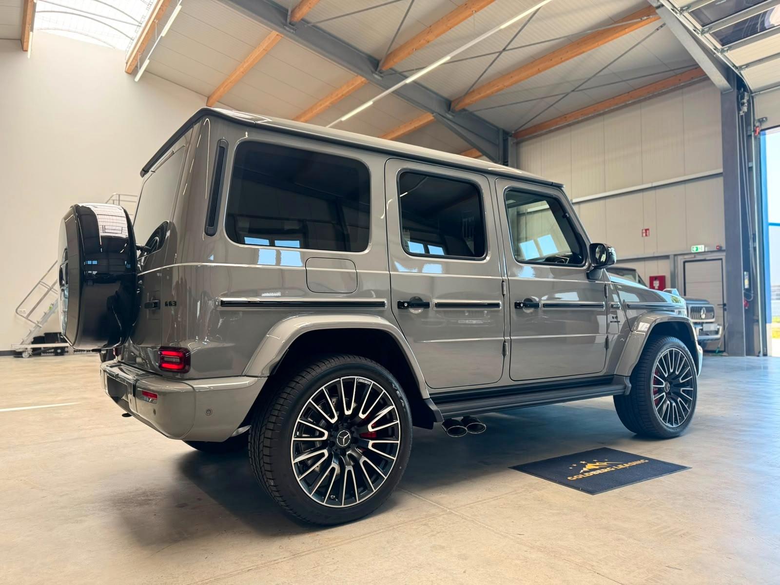 Mercedes-Benz G63 AMG FULL CARBON  ACTIVE RIDE A22 WEBASTO