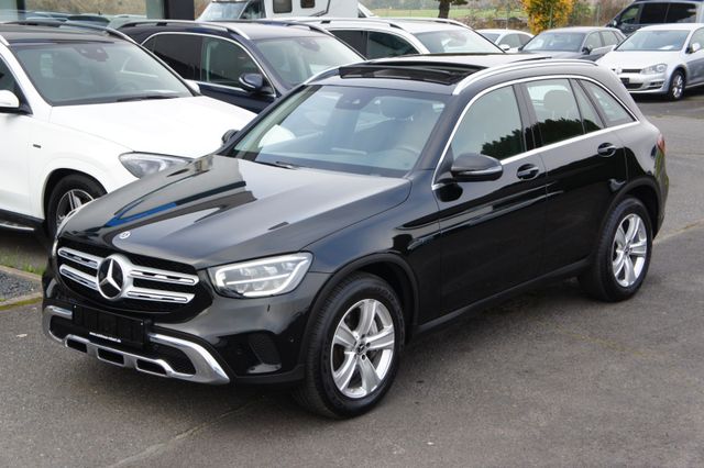 Mercedes-Benz GLC 300de 4Matic*ACC*AHK*AIRMATIC*PANO*KAMERA*