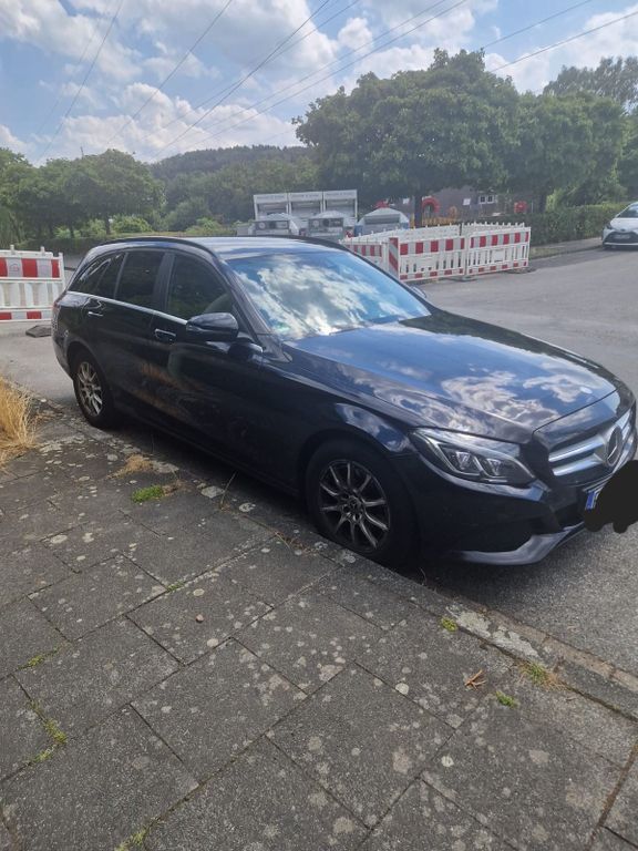 Image of Mercedes-Benz C 220