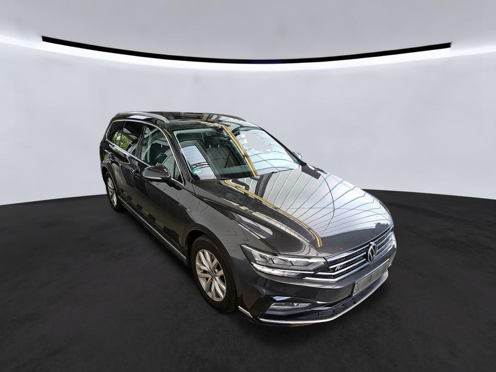 Volkswagen Passat Variant R LINE /PANORAMA/AHK/KAMERA/NAVI
