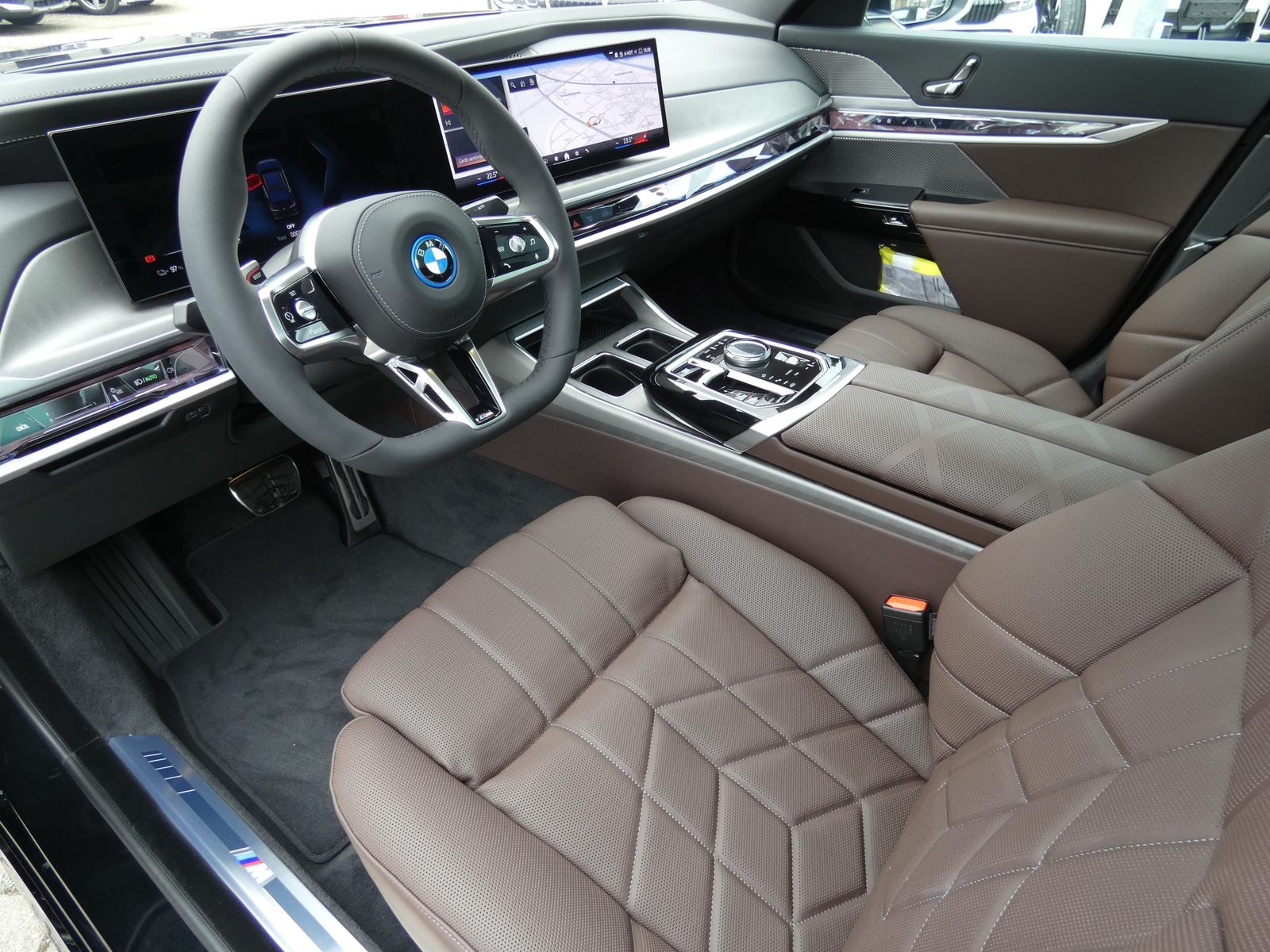 BMW i7 - Bild 14
