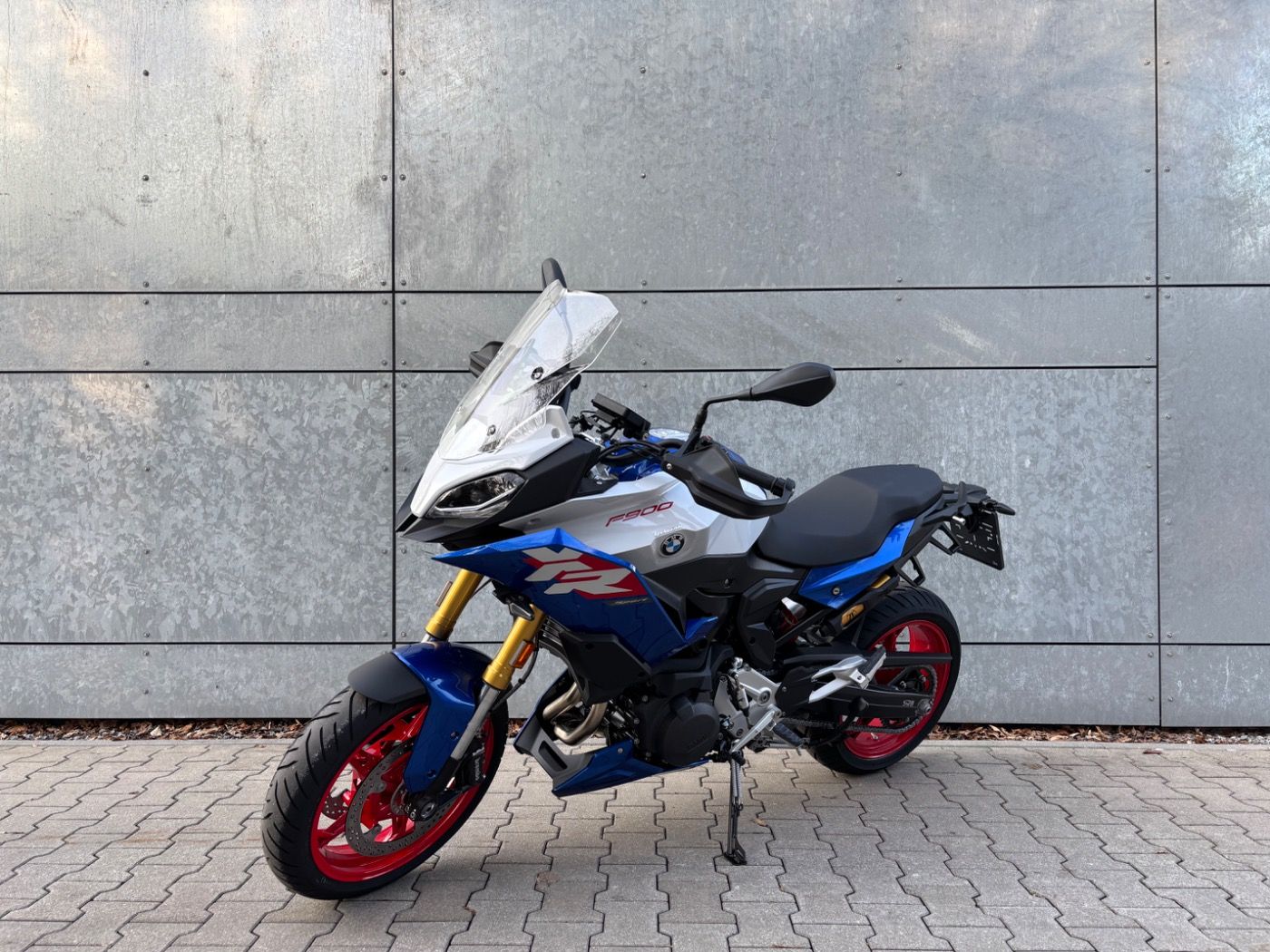 Fahrzeugabbildung BMW F 900 XR Style Sport