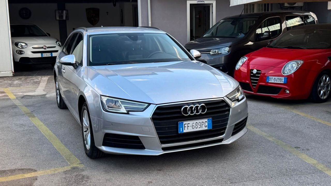 Audi A4 2.0 TDI 150 CV ultra S tronic Business S