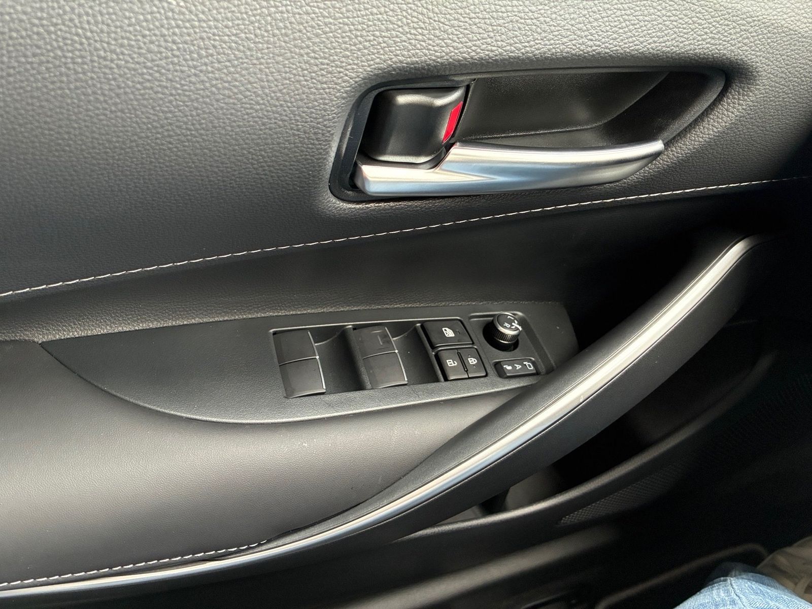 Fahrzeugabbildung Toyota Corolla TS Teamplayer 2.0-l-Hybrid KAMERA LED AC
