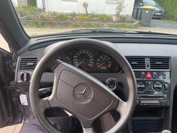 صورة 7 لـ 1997 Mercedes-BENZ C 180