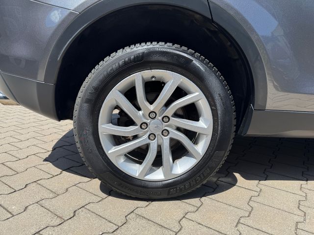 Land Rover Discovery Sport SE AWD
