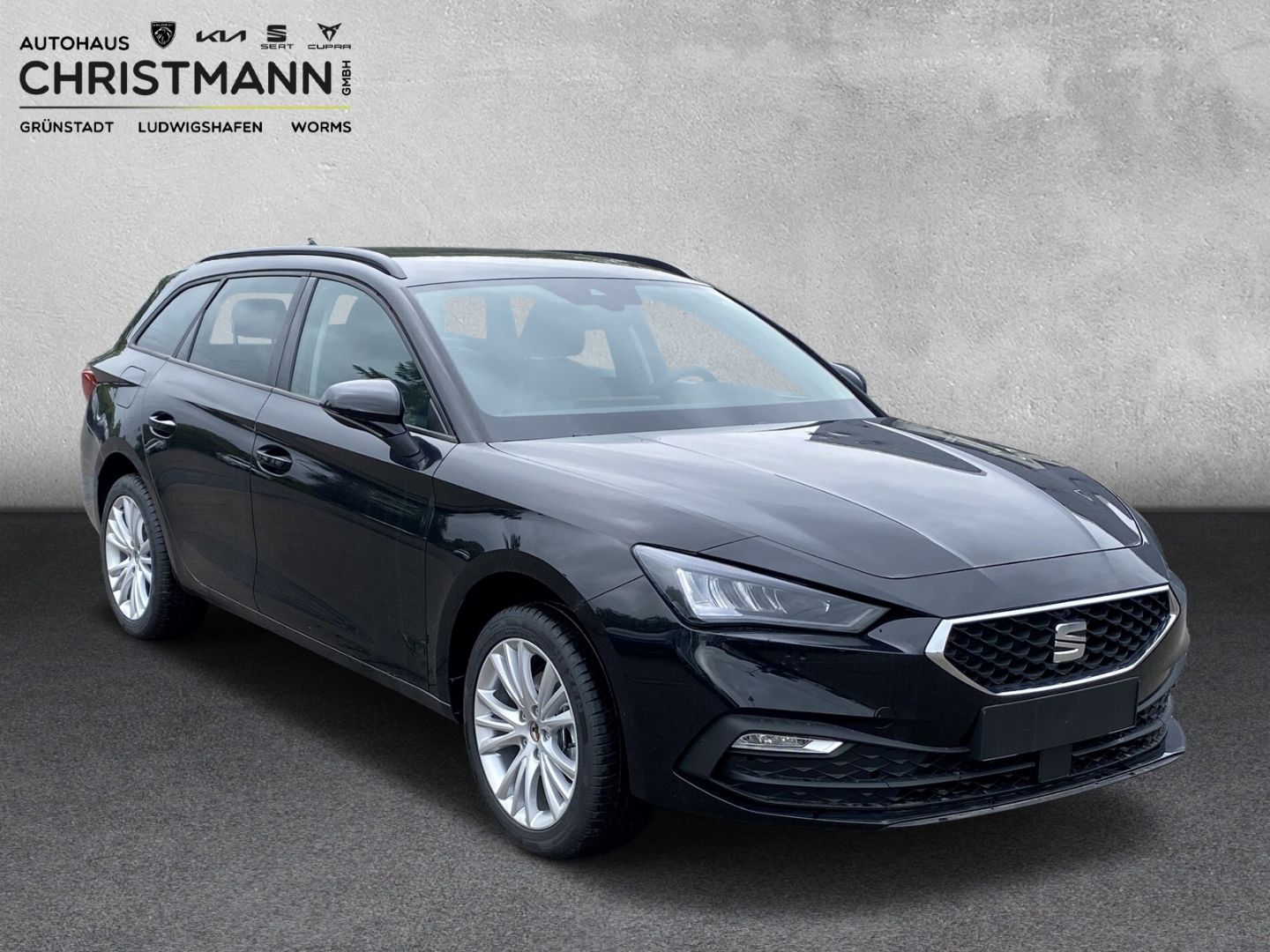Fahrzeugabbildung SEAT Leon Sportstourer Style 1.5 eTSI EU6d