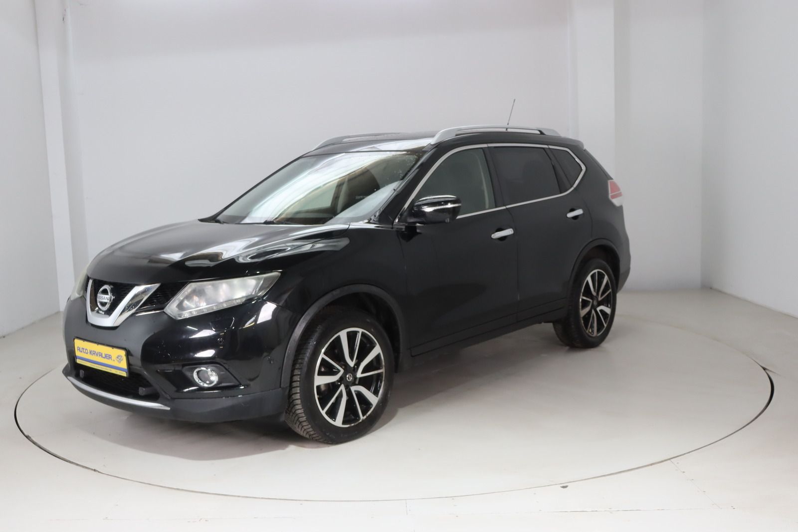 Fahrzeugabbildung Nissan X-Trail 1.6 dCi 360° 4x4 Allrad * HU/AU neu