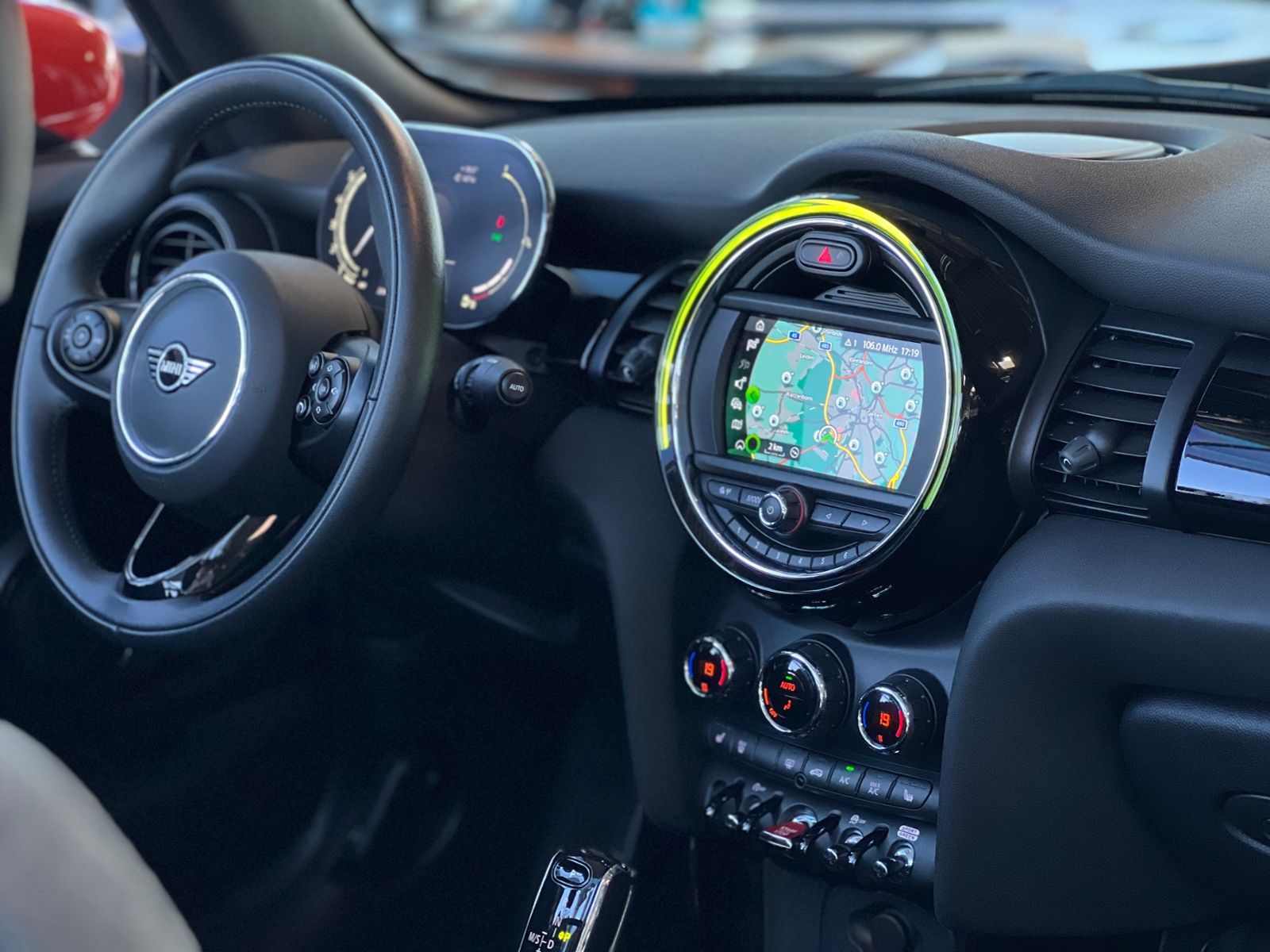 Fahrzeugabbildung MINI Cooper S Cabrio Chili LED NAV RFK SHZ ALU
