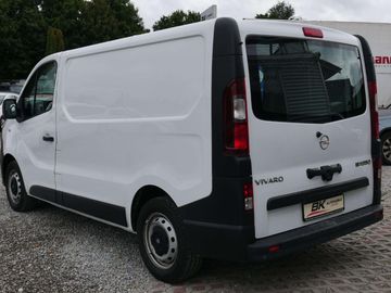 Opel Vivaro - 6