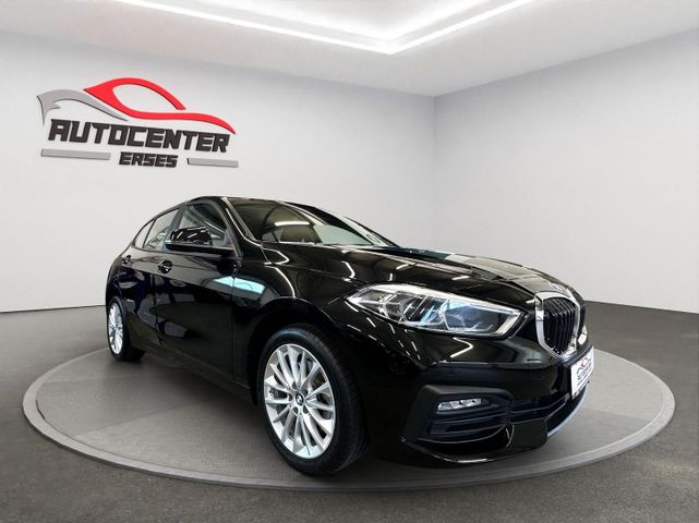 BMW 118  i Advantage LED NAVI PDC AHK Panorama
