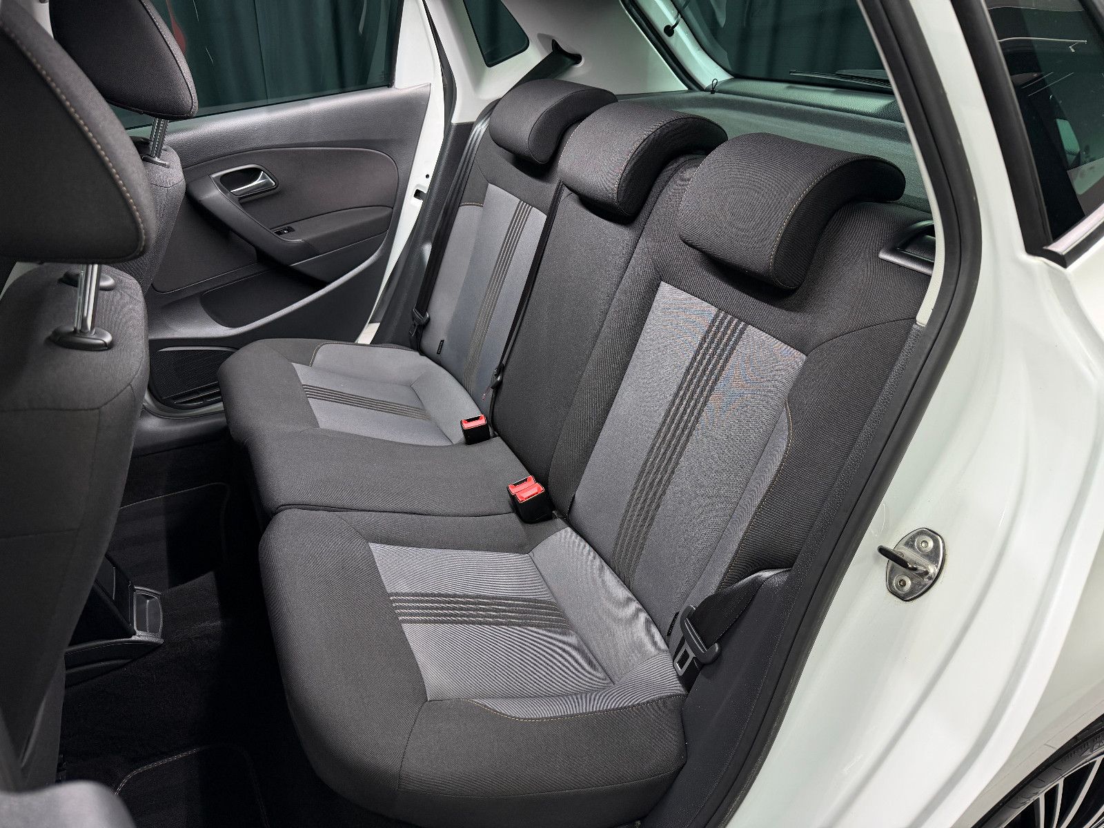 Fahrzeugabbildung Volkswagen Polo V Allstar |DSG|PDC|NAVI