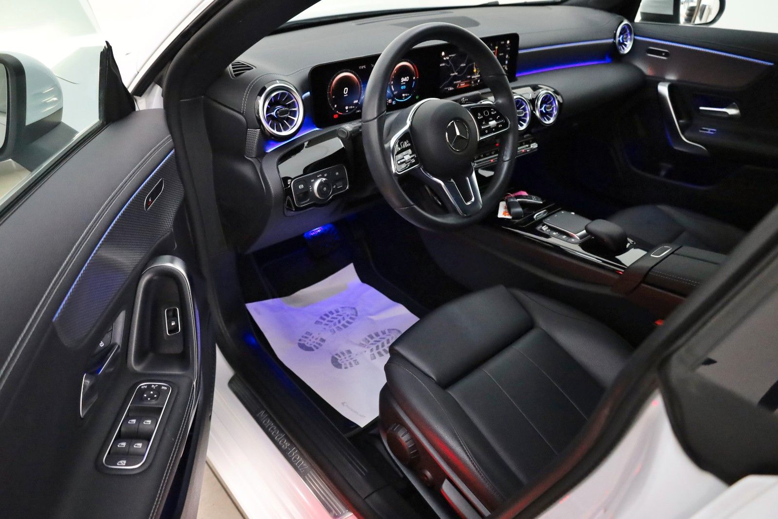 Fahrzeugabbildung Mercedes-Benz CLA 250 e Coupe,Progressive,Leder,Navi,LED,Kamer