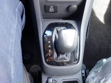 Bild 26 Ford Transit Courier Trend Klima SHZ PDC Kamera