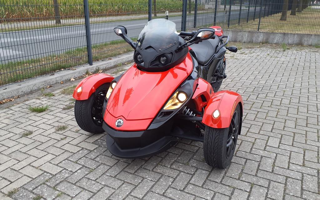 Can-Am Spyder 2012 — photo 6