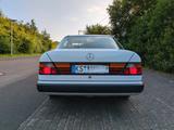 Mercedes-Benz 260 - Mercedes-Benz 260 Gebrauchtwagen