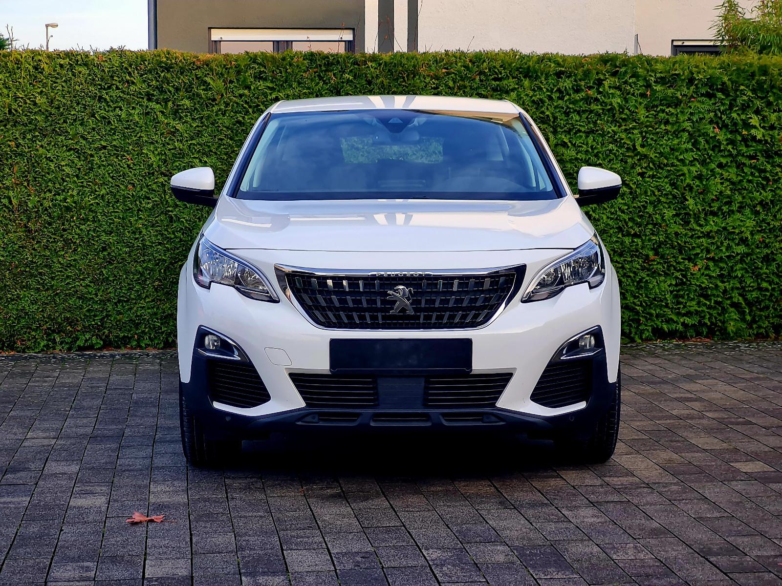 Peugeot 3008 1.5 HDi 130 Active Business (Automatik/AHK)