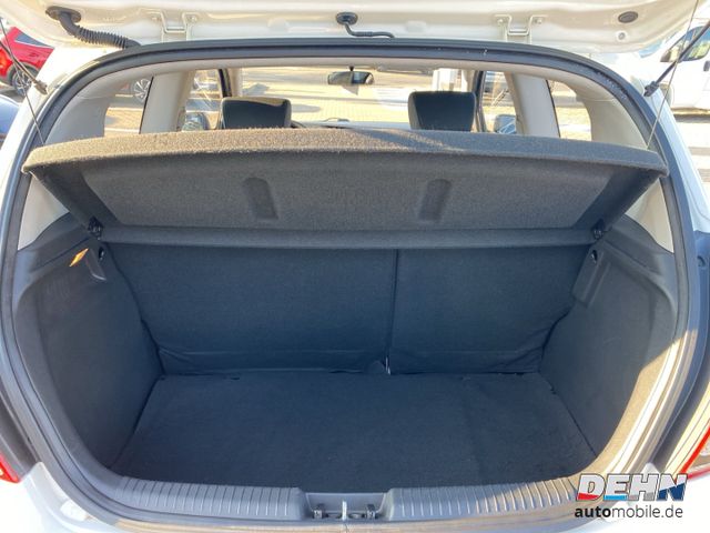 Hyundai i20 1.2 FIFA World Cup Edition Klima