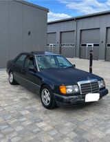 Mercedes-Benz E200 W124 OLDTIMER - Mercedes-Benz E 200 aus 1990