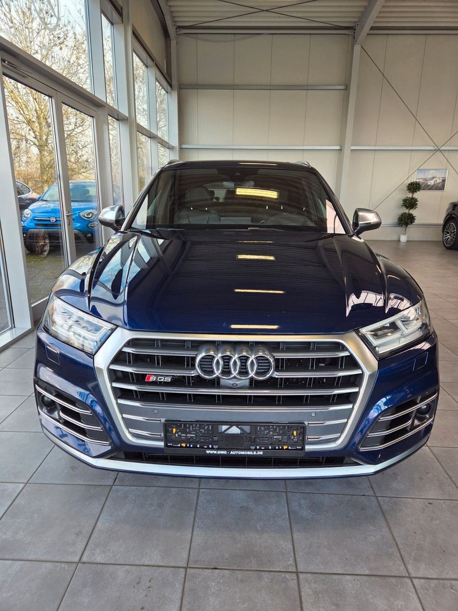 Fahrzeugabbildung Audi SQ5 3.0 TFSI quattro/Voll/Panodach/HUD/AHK