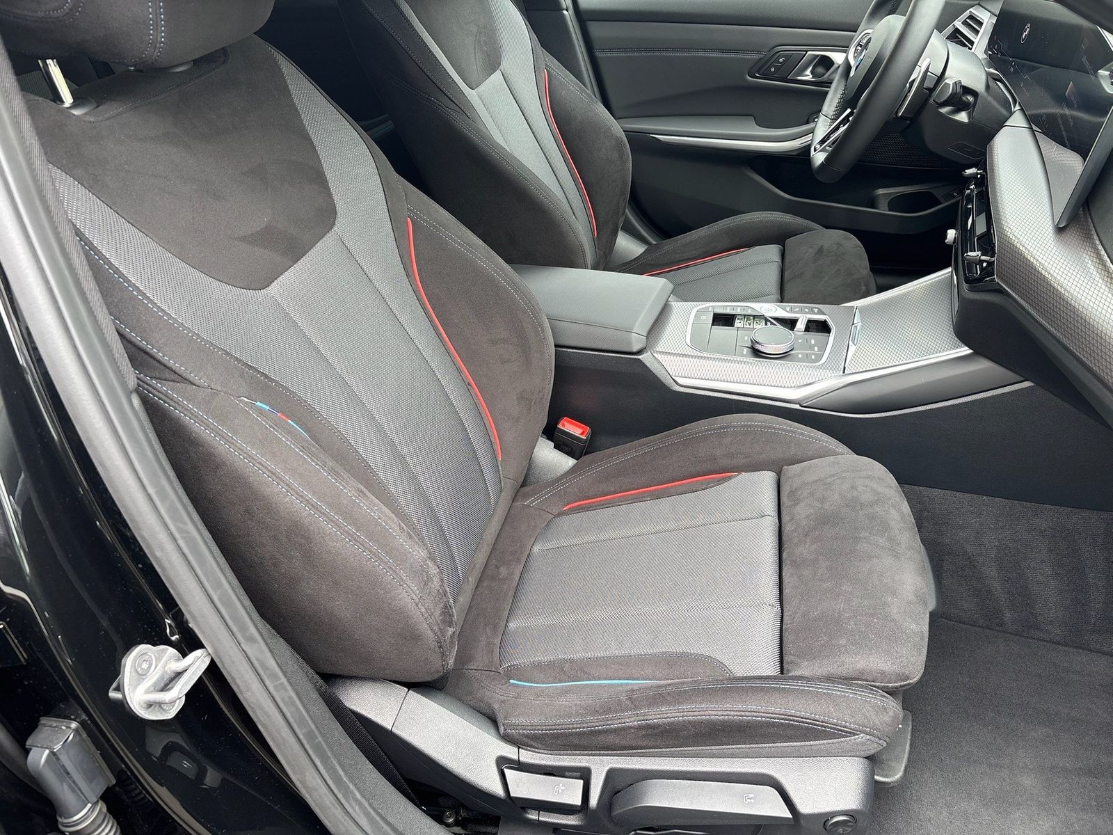BMW 330 - Bild 16
