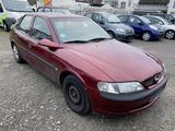 Opel Vectra 1.6 Automatik - Opel Vectra: A V6