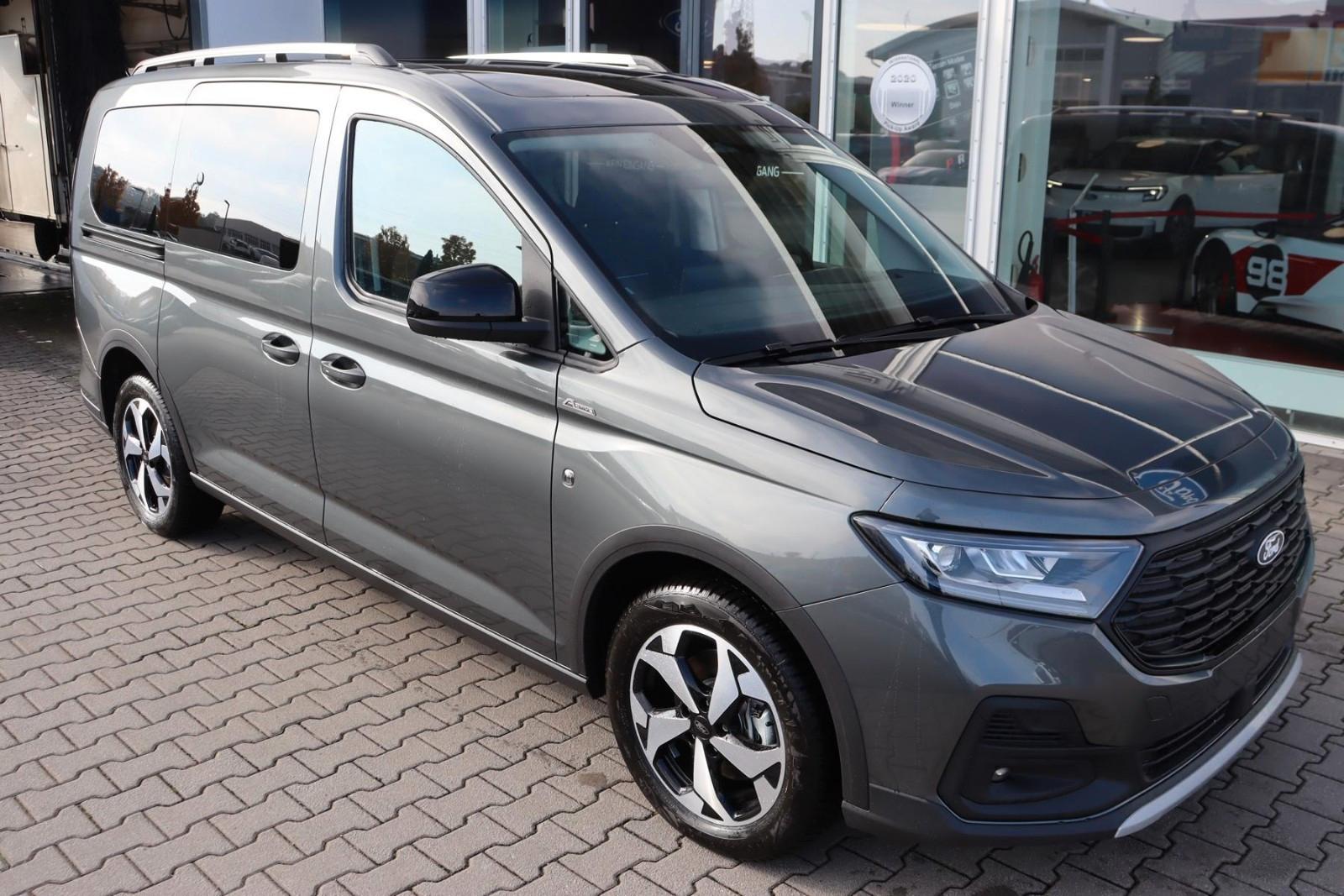 Ford Grand Tourneo