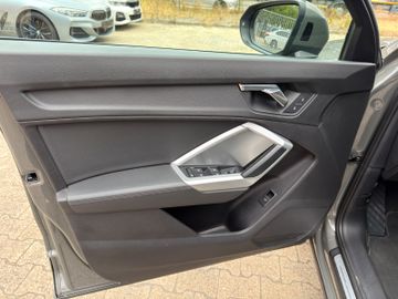 Audi Q3 - 12