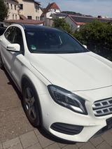 Mercedes-Benz GLA 200 PEAK Edition PEAK Edition AMG-Line - Mercedes-Benz GLA-Klasse von privat
