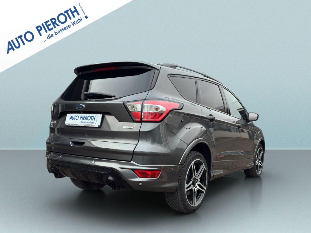 Ford Kuga 1.5 EcoBoost 2x4 ST-Line