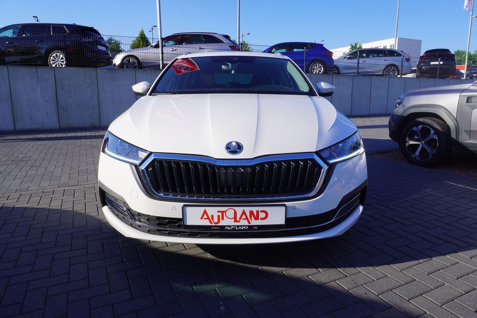 Skoda Octavia 1.0 TSI First Edition LED Navi Totwinkel foto 7