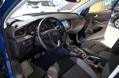 Fahrzeugabbildung Opel Grandland X 1.6 INNOVATION LED/KAMERA/NAVI/4xSHZ