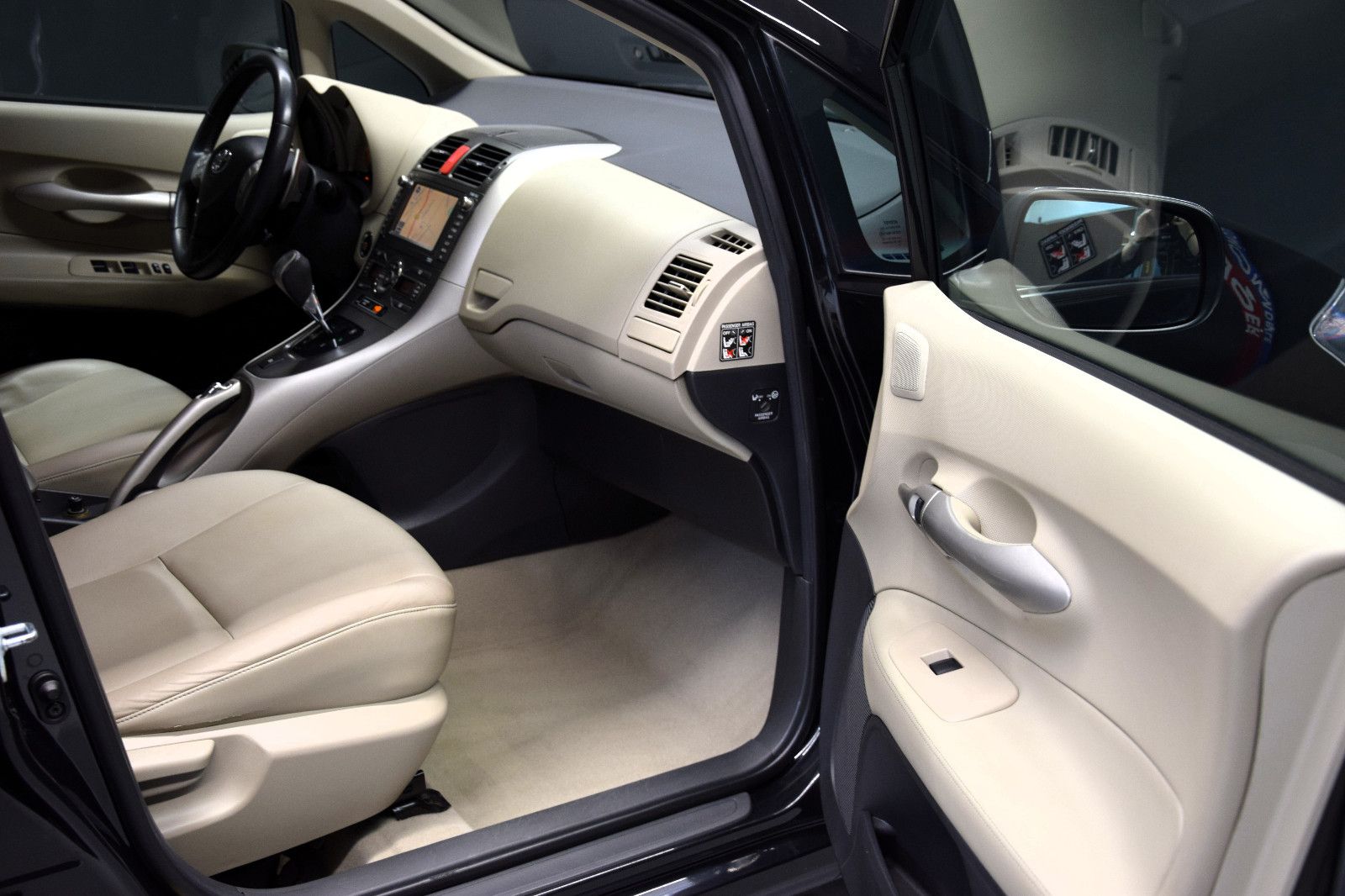 Fahrzeugabbildung Toyota Auris Executive 1. Hand Sitzheiz. Automatik PDC