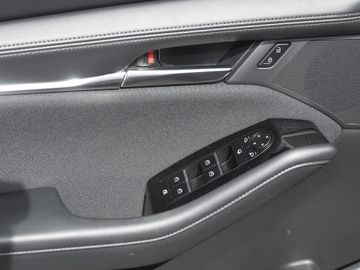 Mazda 3 Selection Design-PaketMatrix-LEDKameraHead-