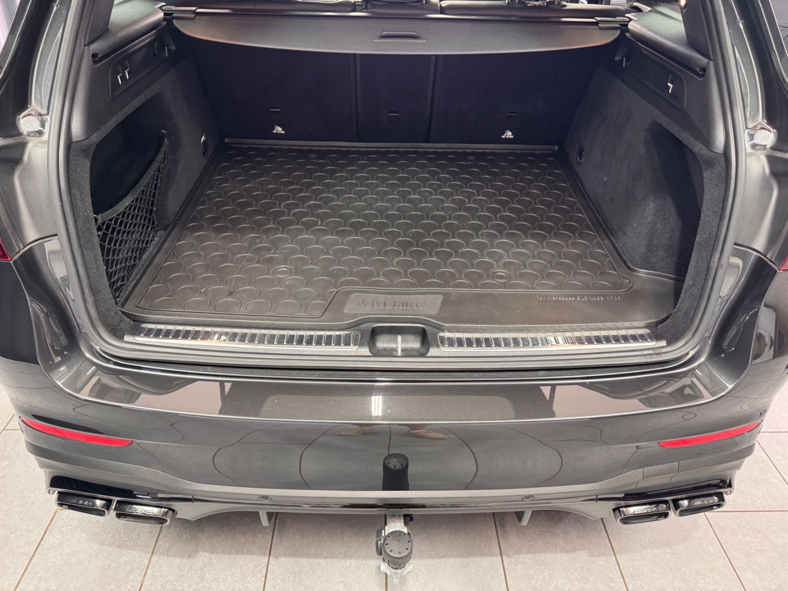 Fahrzeugabbildung Mercedes-Benz GLC 63 AMG 4Matic|PP-SITZE|PANO|AHK|360 KAMERA|
