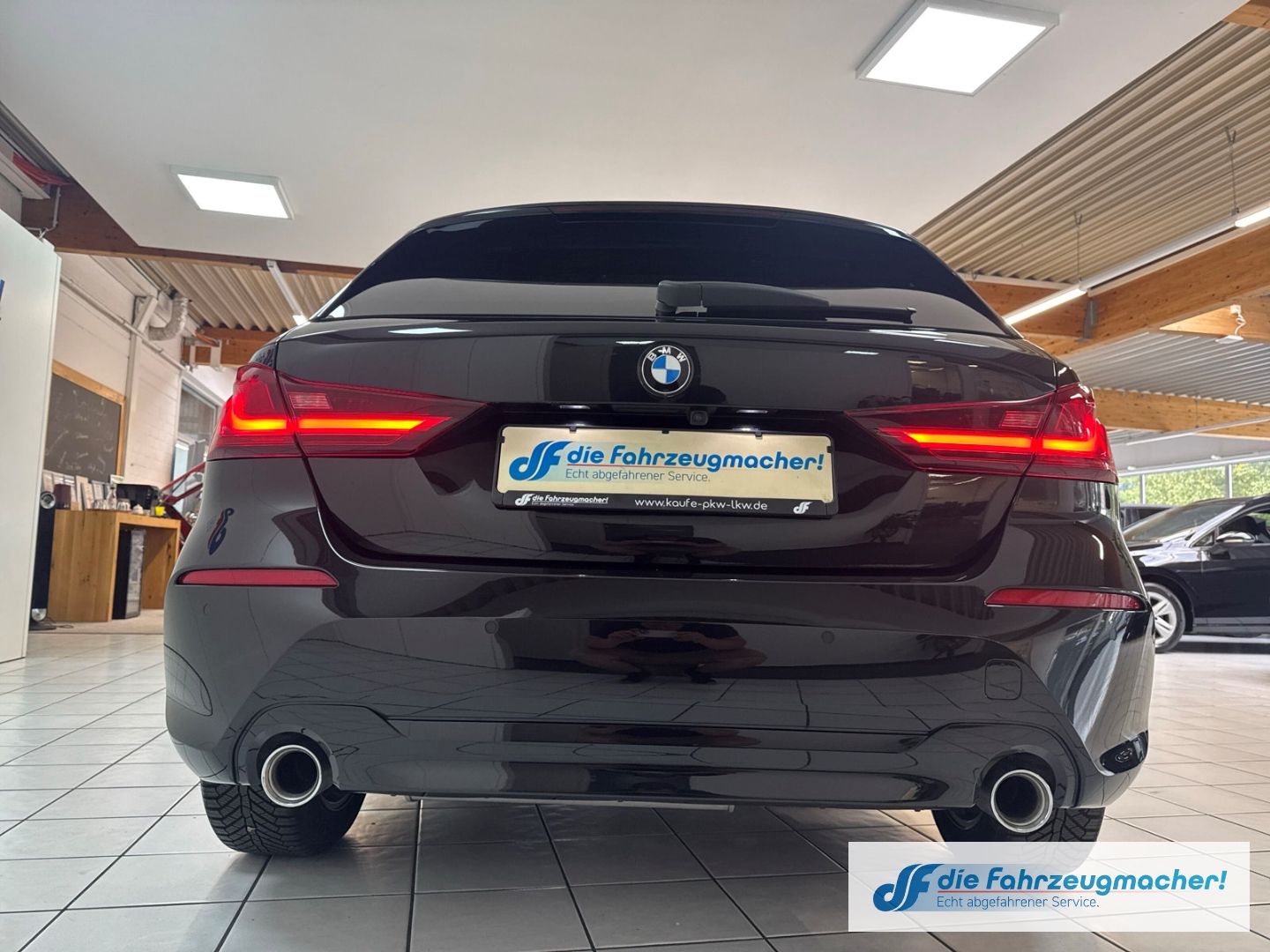 Fahrzeugabbildung BMW 118 d Advantage Navi Digitales Cockpit LED Sperr