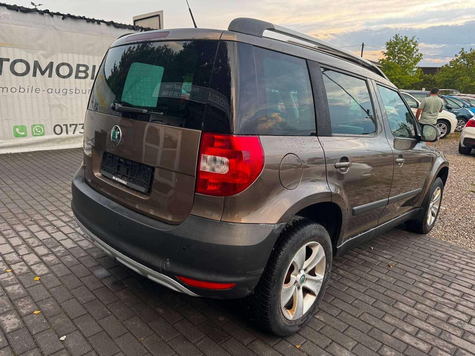 SKODA YETI 1.4 TSI 122ch AMBITION - CLIMATISATION AUTOMATIQUE - SIÈGES CHAUFFANTS - RADARS DE RECUL - RÉGULATEUR DE VITESSE