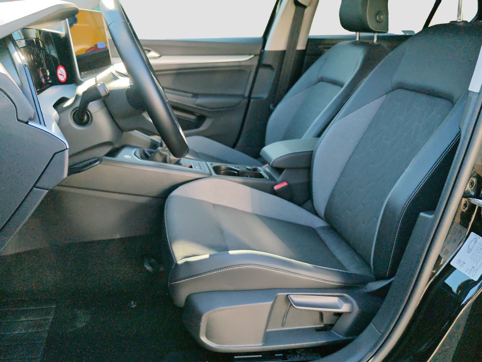 Volkswagen Golf - Bild 9